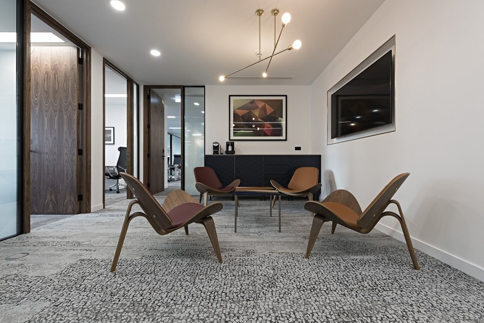 LEO (London Executive Offices) | LEO break out space | Interior Designers